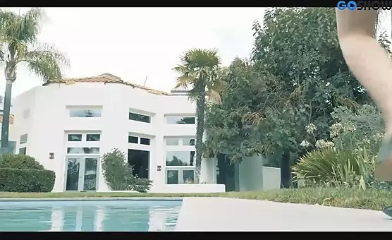 Blonde Lifeguard Blows Pool Boy Underwater